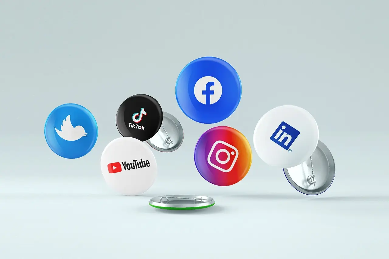 Social Media: संभावनाओं का भंडार