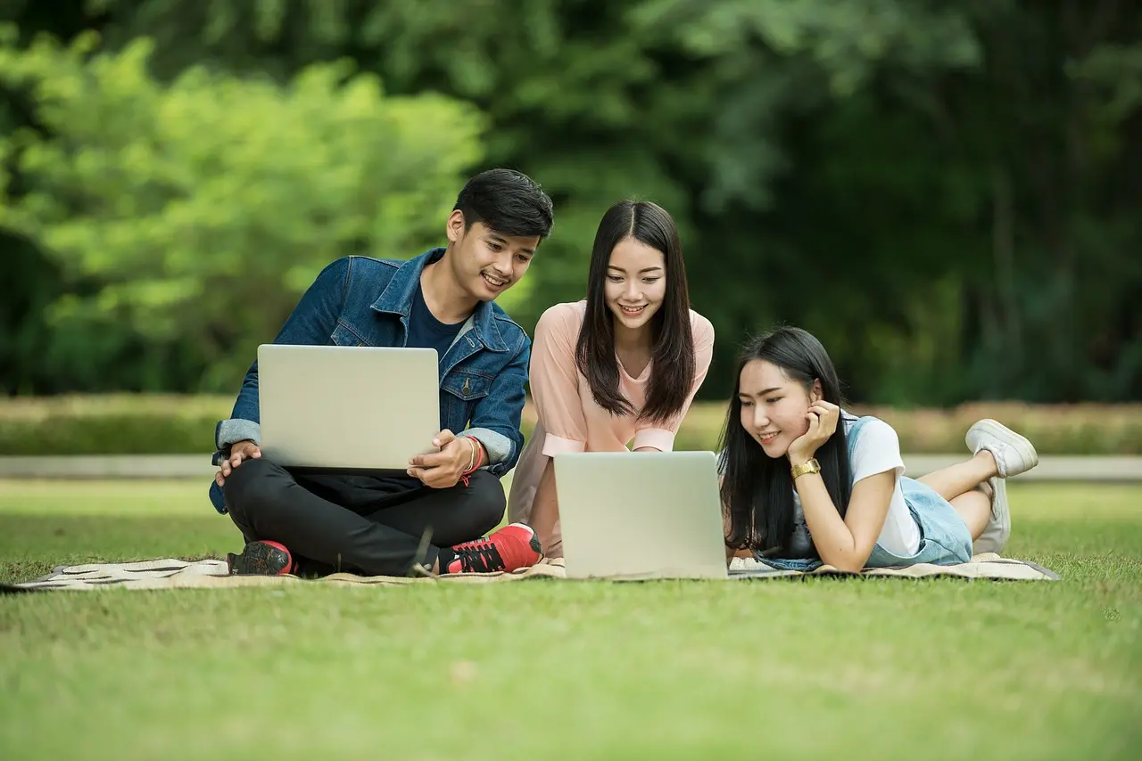 Study Abroad Opportunities – Broadening Horizons for Indian Students